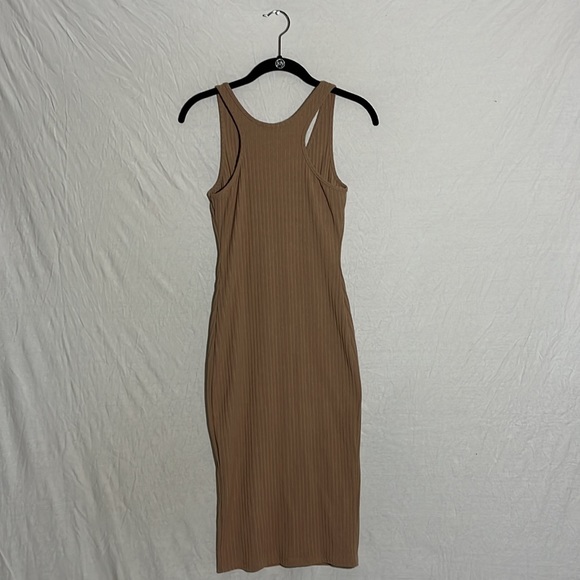 Princess polly, tight tan dress, size 2 - Picture 2 of 3
